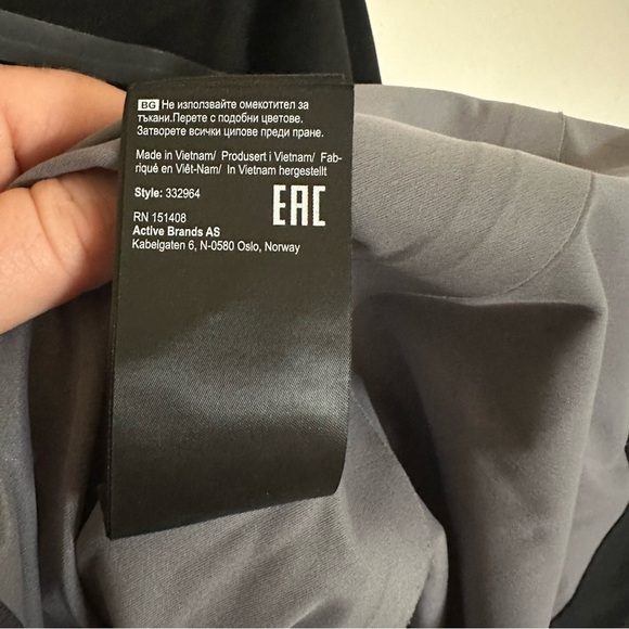 Bjorn Daehlie Skyrun Jacket - Picture 6 of 9